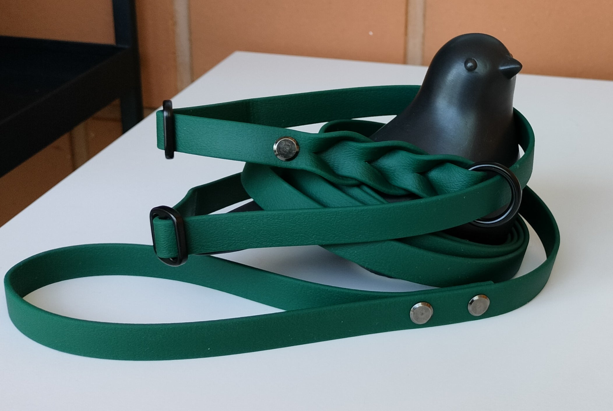 Biothane tummanvihreä noutajahihna 16mm
