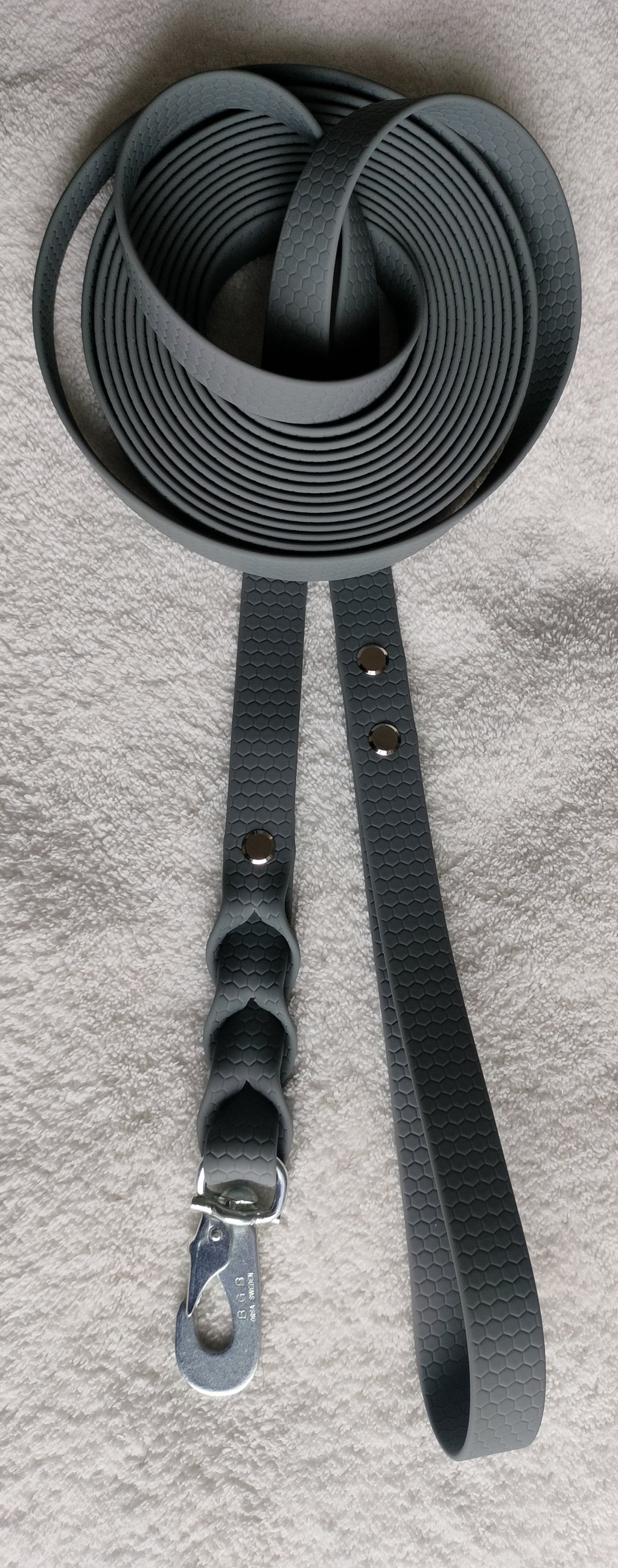 Hexa harmaa talutushihna 20mm BGB-lukolla