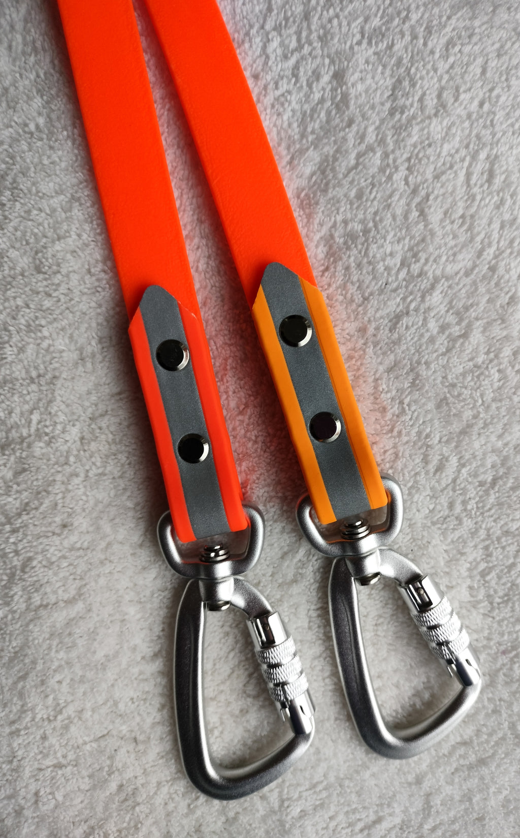 🍀 VALMISTUOTTEET 🍀 19mm Biothane® GRIPPY talutushihna heijastintehosteella
