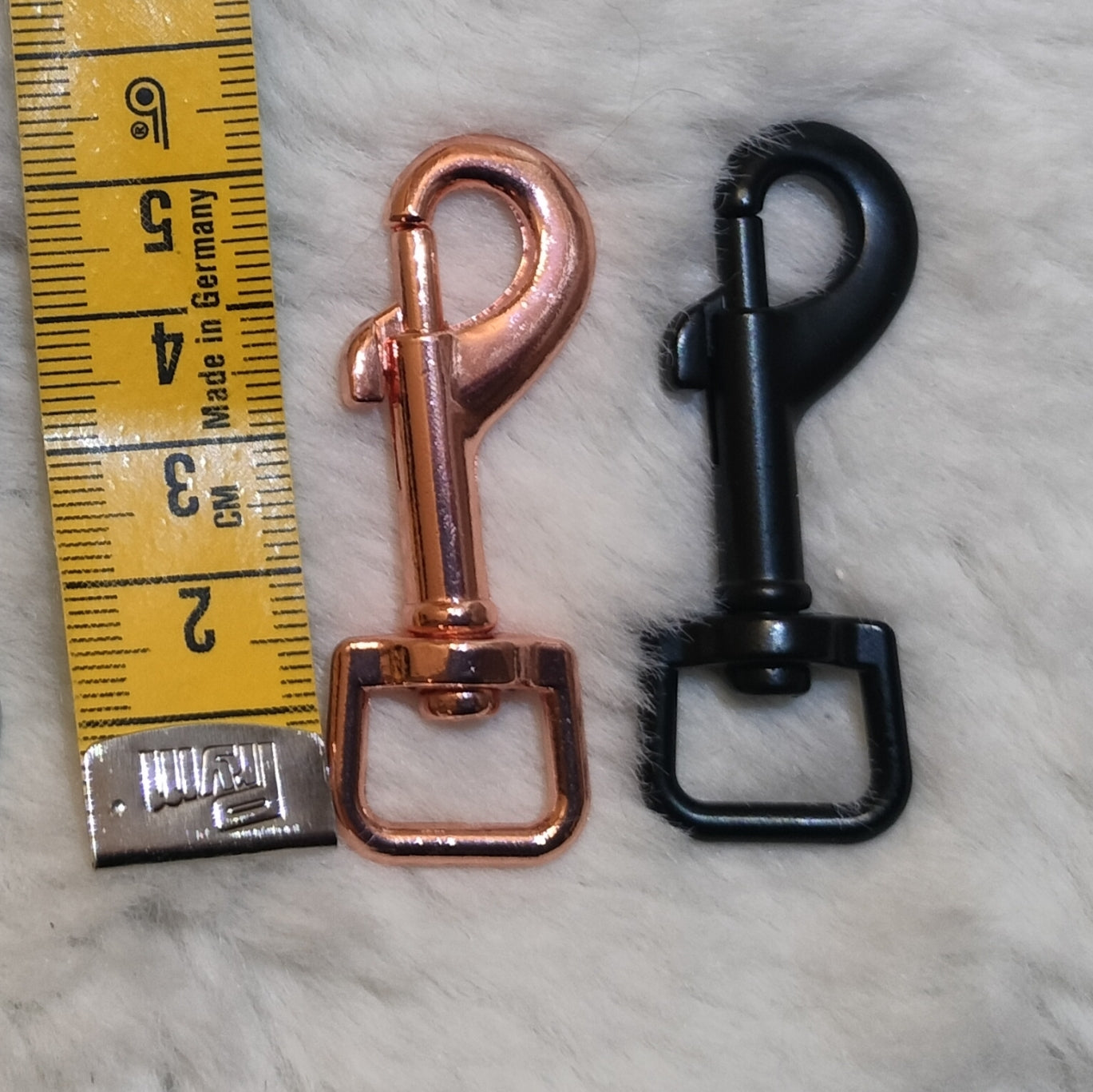 Poistuva tuote -30% LIIPASINLUKKO MINI Hexa-talutushihna 10mm